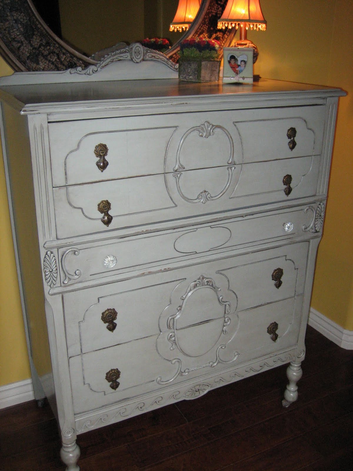 [epfDRESSERS+051.jpg]