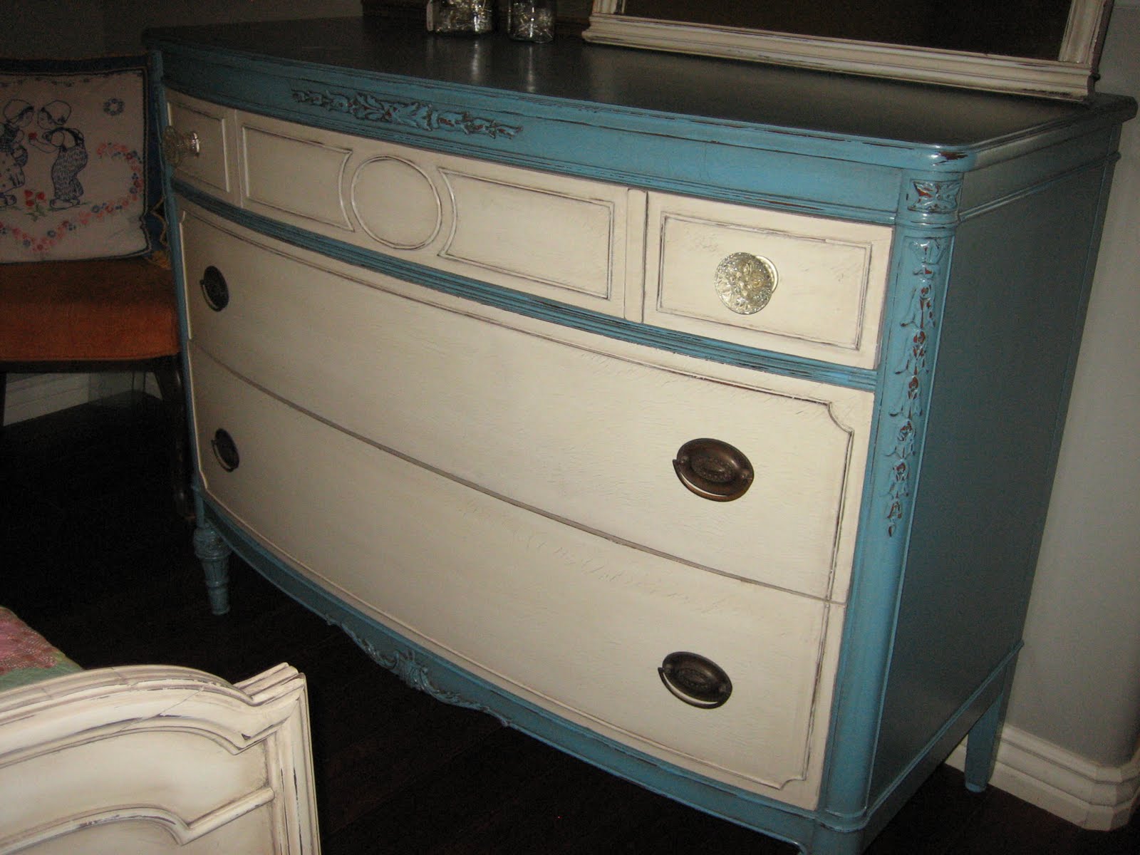 One twin bed complete with mattress, boxspring and linens