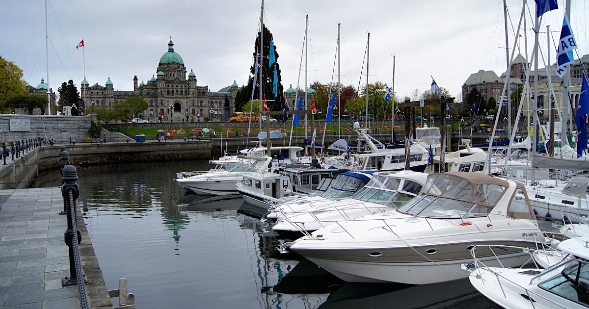 Victoria Daily Photo: Floating Boat Show