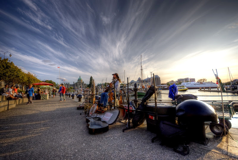 Dave Harris, one man band, Inner Harbour Causeway, Victoria, BC, Canada