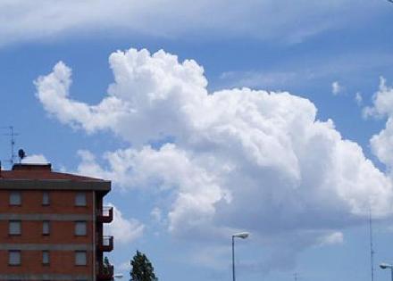 [weird_cloud10.jpg]