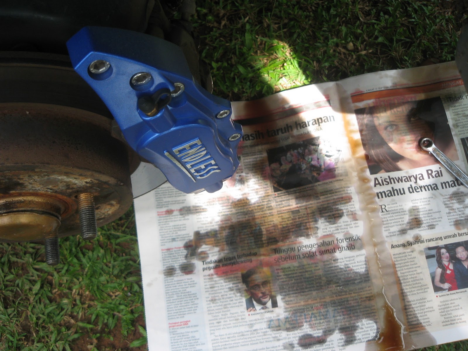 DIY REPAIR YOUR CAR.Diy membaiki kereta anda. Break disc belakang