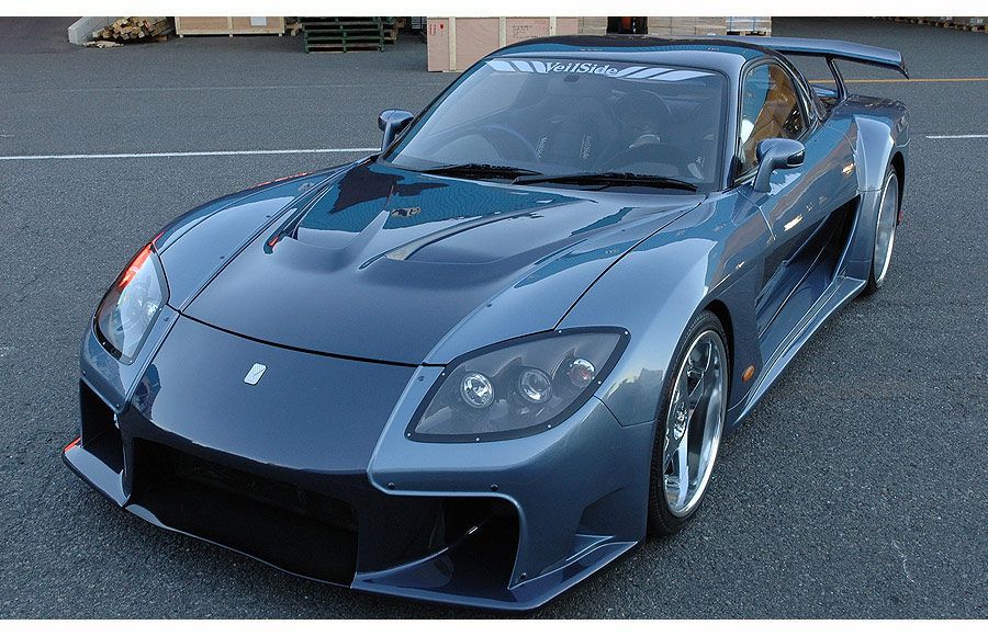 Walk Towards The Future: What colour will you paint for your Mazda RX7