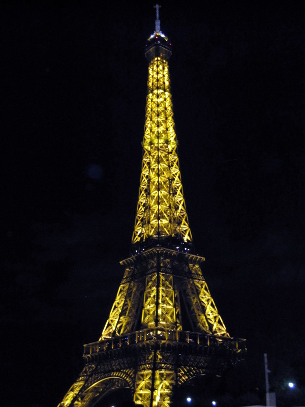 [Torre+Eiffel.JPG]
