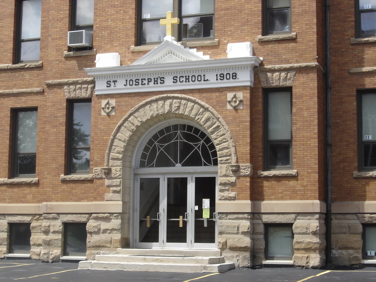 Catholic Architecture and History of Toledo, Ohio St. Joseph School