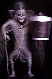 hatbox ghost statue