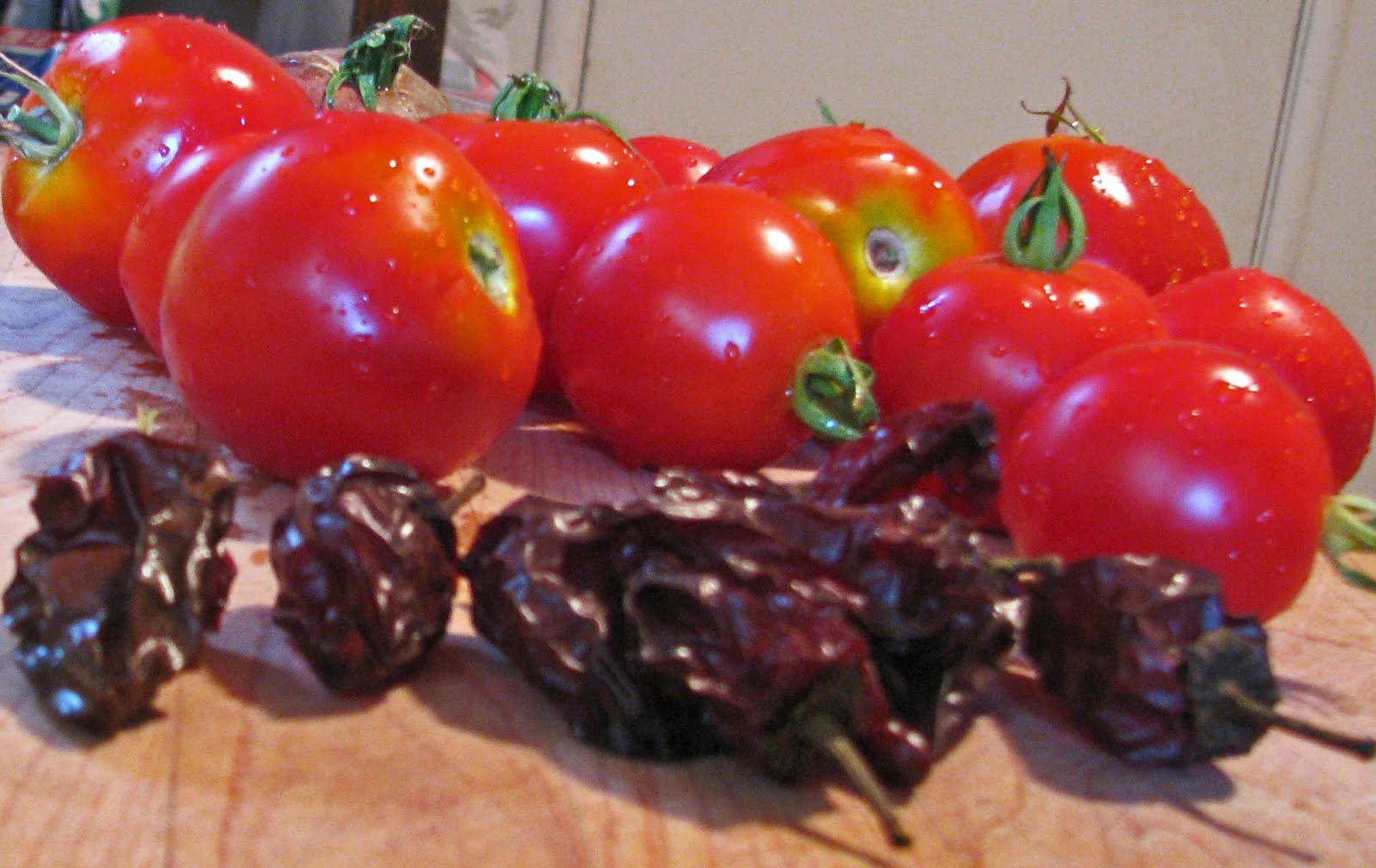 [chipotle+tomatoes.jpg]