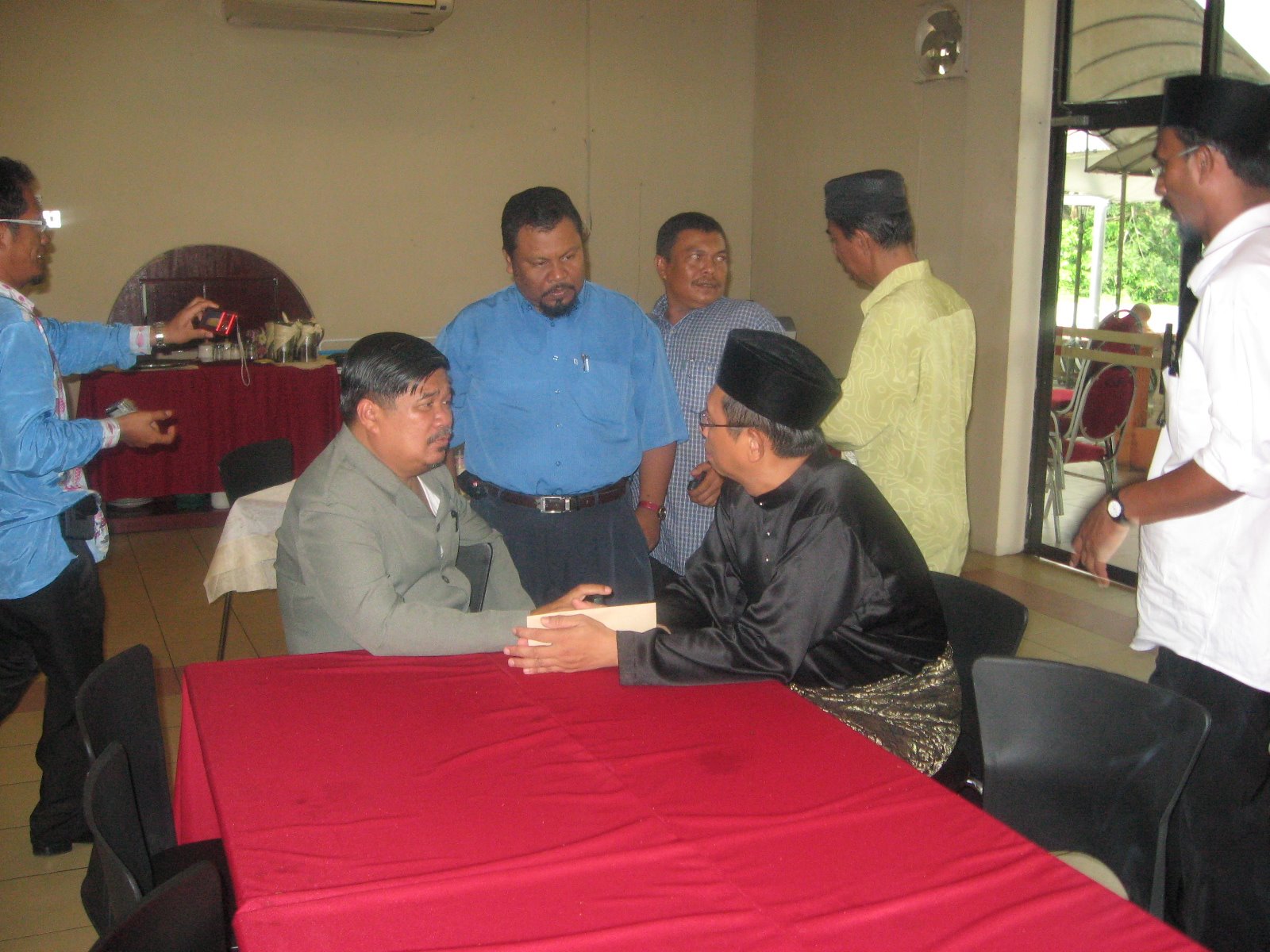 [IMG_1615.JPG]