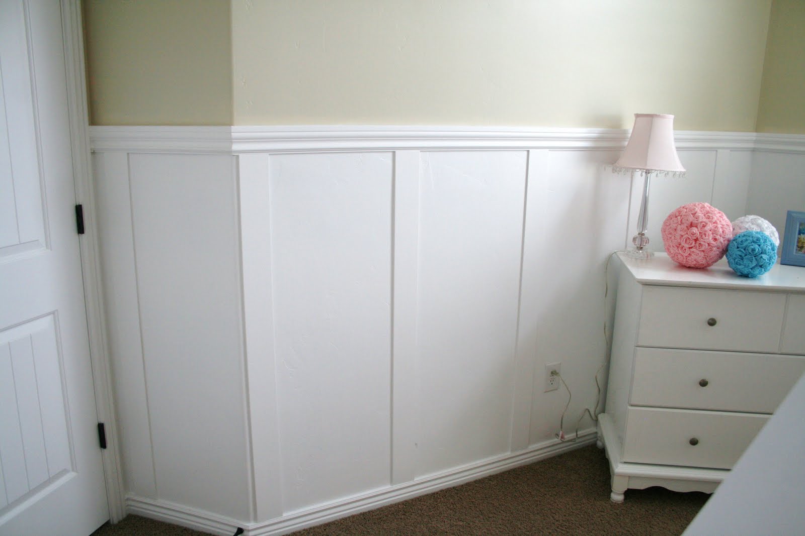 [Girls+Room+and+Sale+vinyl+029.JPG]