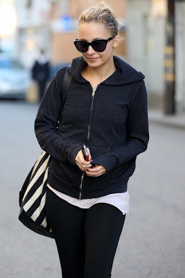 images actress hollywood naked: Nicole Richie