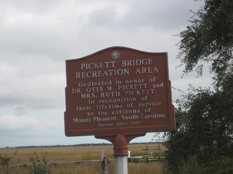 [Pickett+Bridge+Rec+Area.JPG]