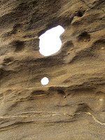 Eroding rocks, Mary Ann Bay, South Arm - 25th April 2009