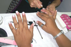 UNHAS DE GEL E ACRYGEL - SPA DAS MÃOS