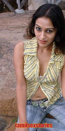 Hot Tamil Actress Sexy Stills Cute Wallpaper Images
