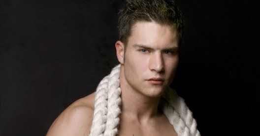 Model Josh Rhys