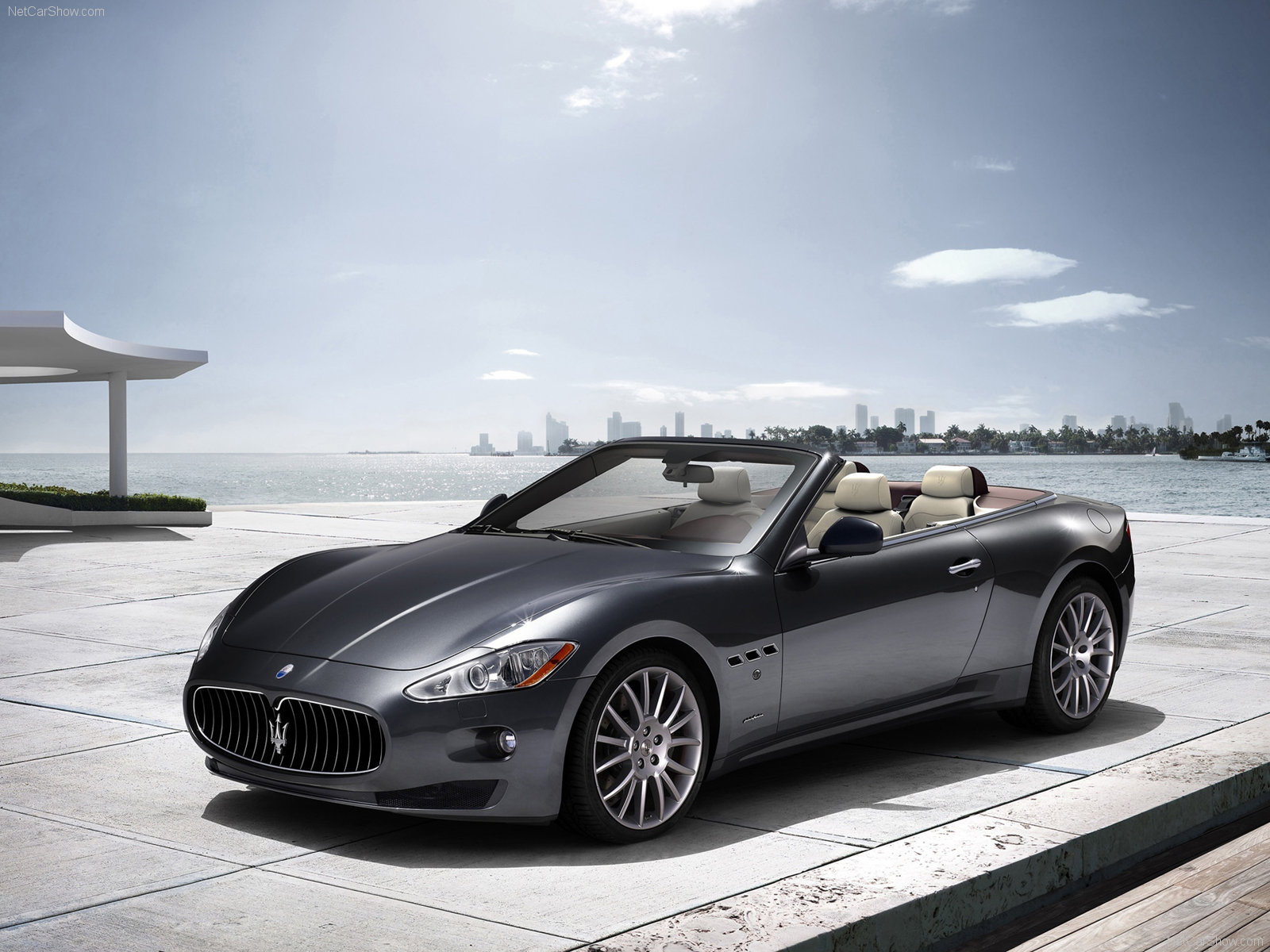 [Maserati-GranCabrio_2011_1600x1200_wallpaper_01.jpg]