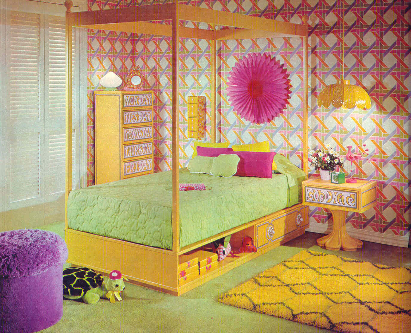 gold country girls Bright And Colorful 70 s  Bedrooms  