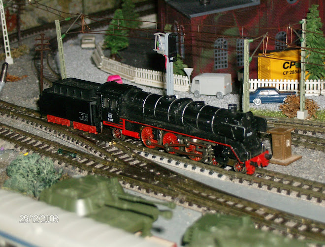 Trix Locomotiva a Vapor BR 01  Nº01236