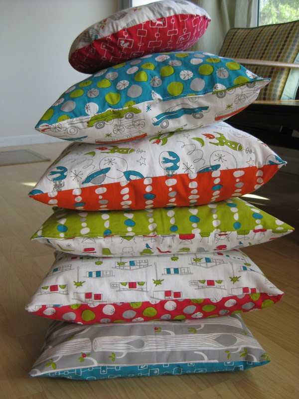 [stack-of-pillows2.jpg]