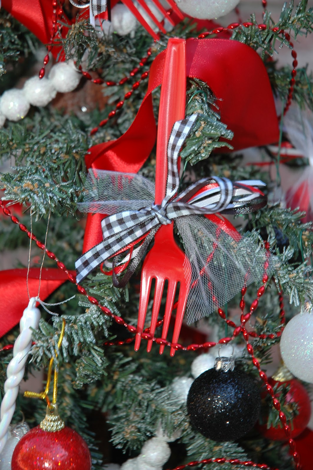 Vampire Craftin Twilight Forks Ornament