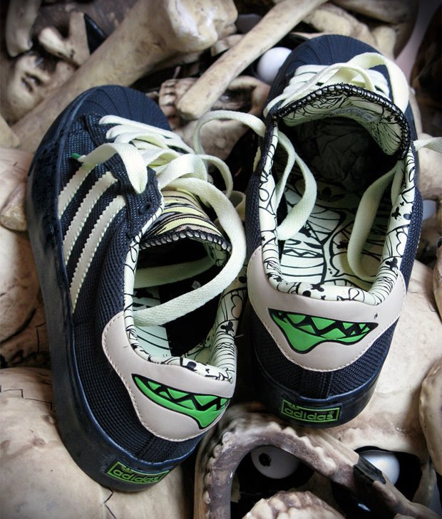 Mysterious Al x Sneakers | Urbane