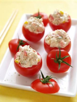 [080525-TomatoCupSushi.jpg]