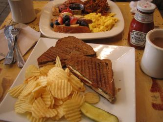 [Grilled+Chicken+Sandwich.jpg]