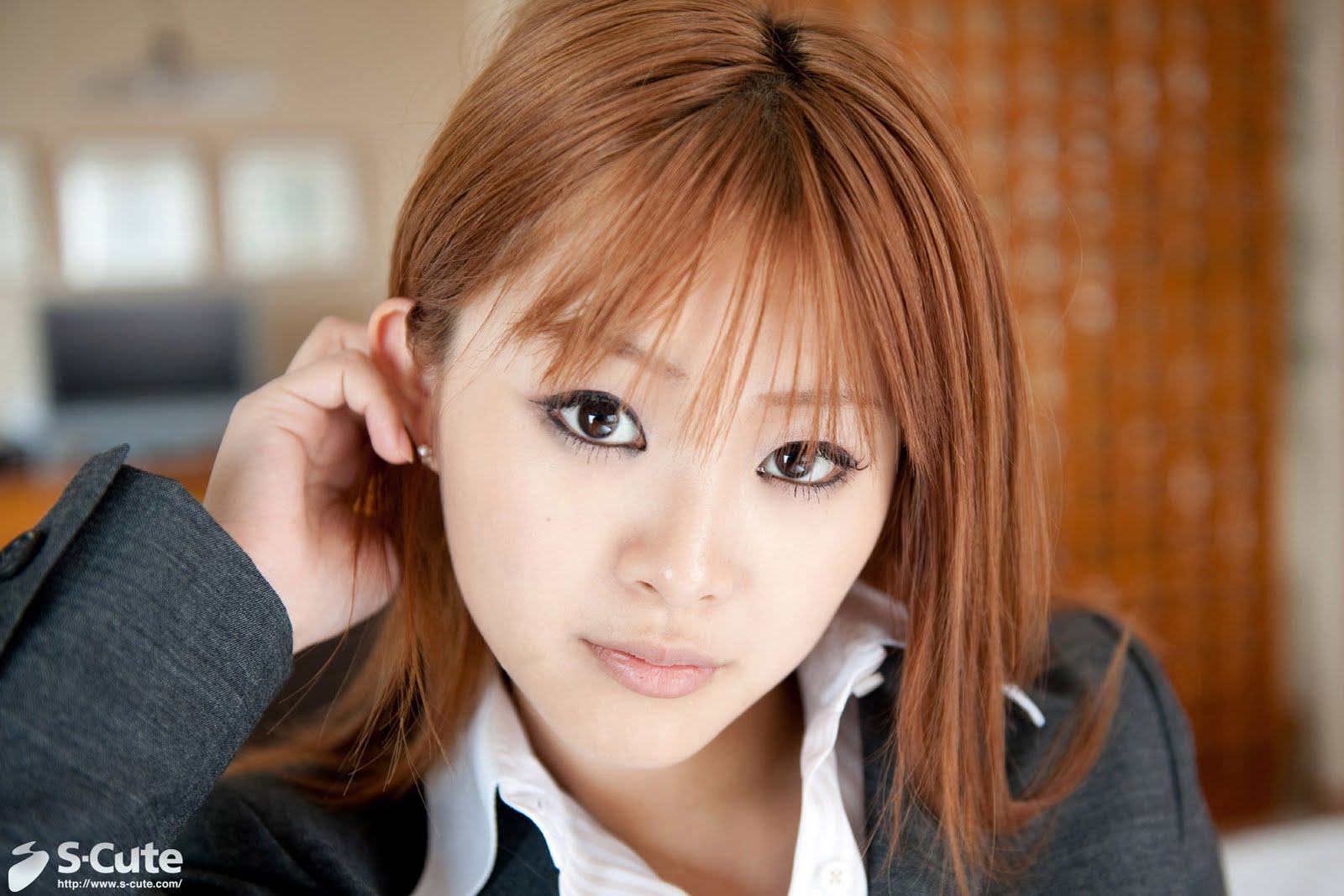 Japanese Bikini2011 Suzuka Ishikawa Sexy Office Girl