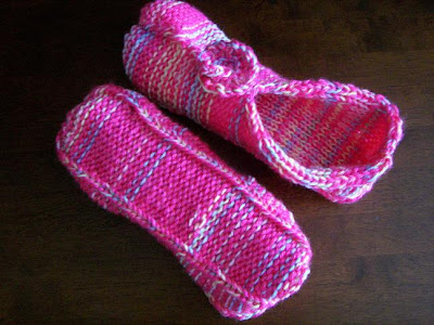 Super Simple Stockinette Stitch Slippers |Affectioknit