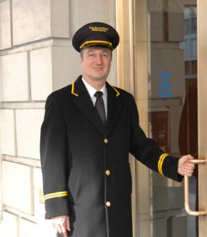 New York City Apartment Rentals Doorman New York City Apartment Rentals Doorman