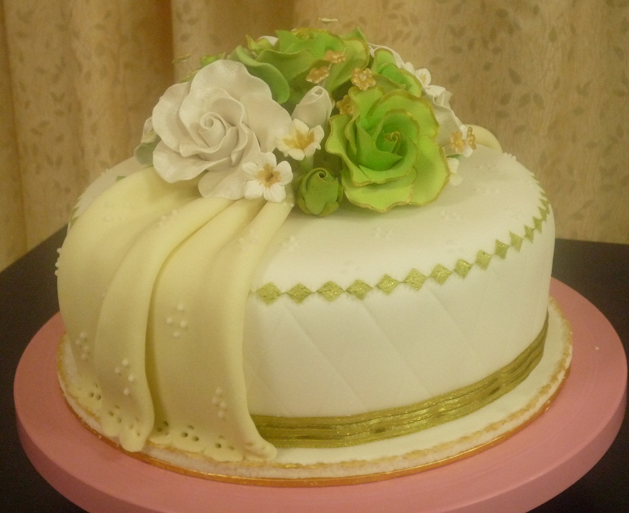 GG Home Biz Cakes & Wedding Cakes Hantaran Bertunang Cake for Edli Razak
