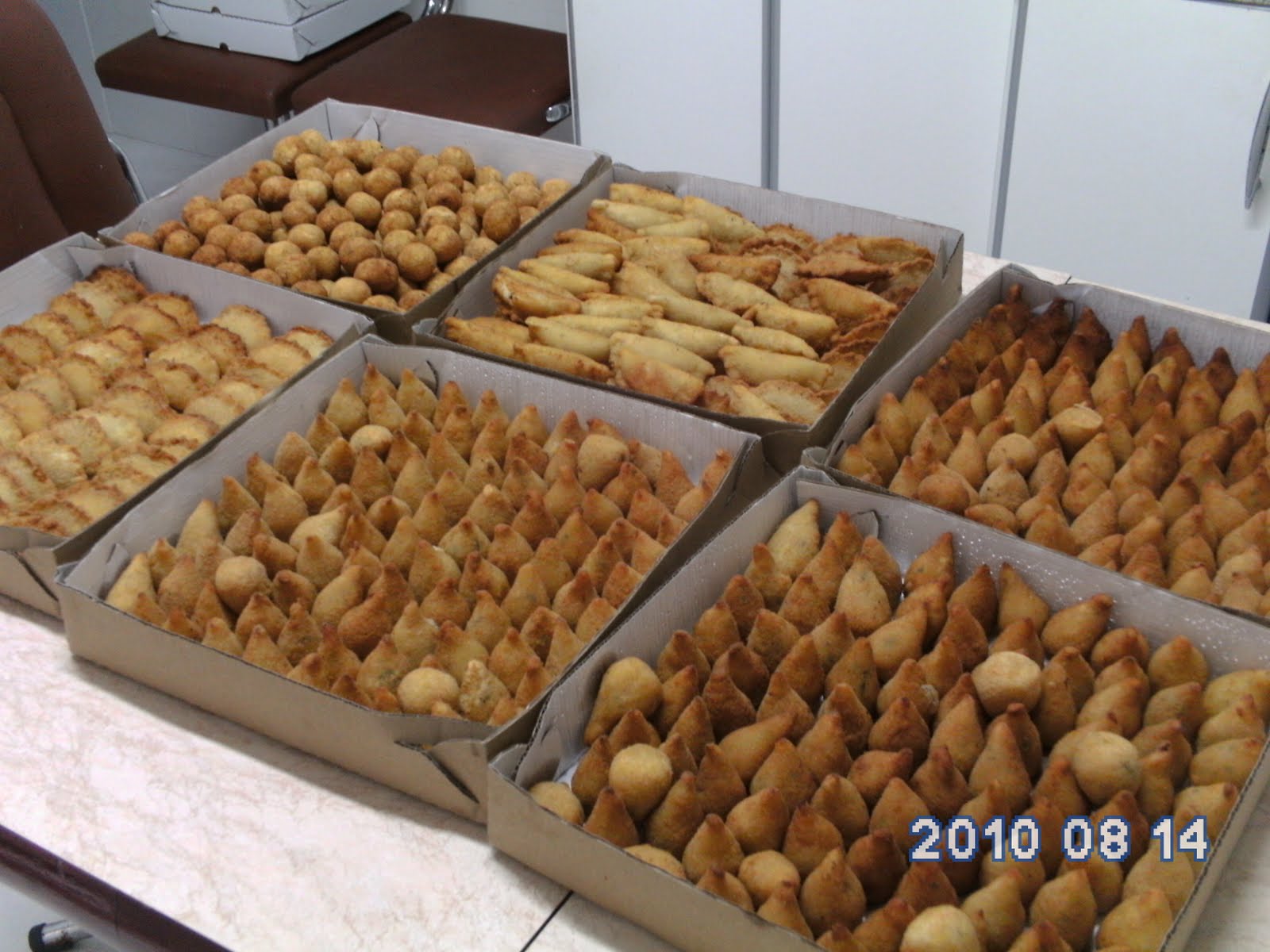 Edna´s Doces!!! Salgadinhos de festa. Edna´s Doces!!! Salgadinhos de festa.