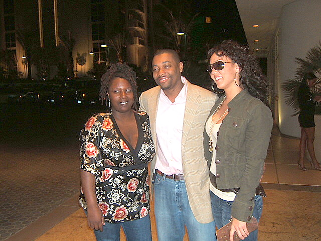 [Me+&+some+local+celebraties.JPG]