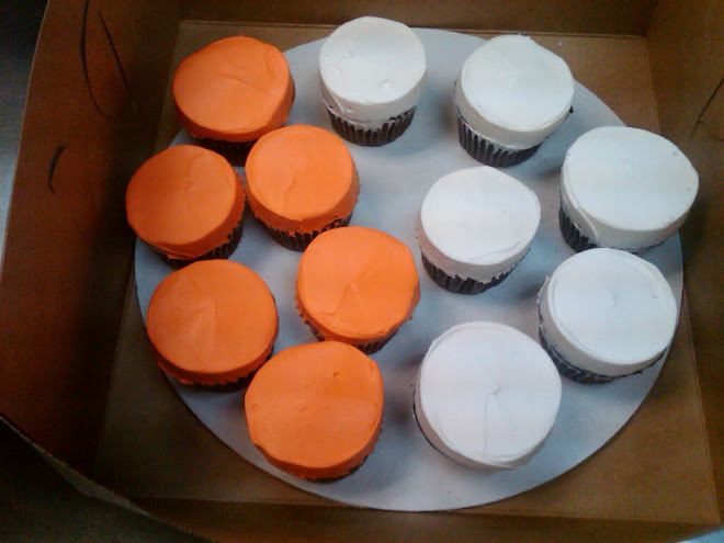 Smooth_Orange_White_Cupcakes