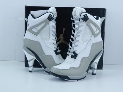 soft grey dunks