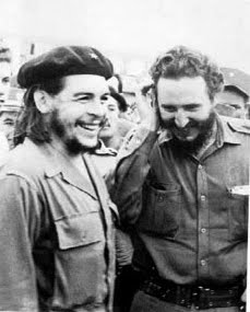 [Fidel+e+Che+em+1959-.bmp]