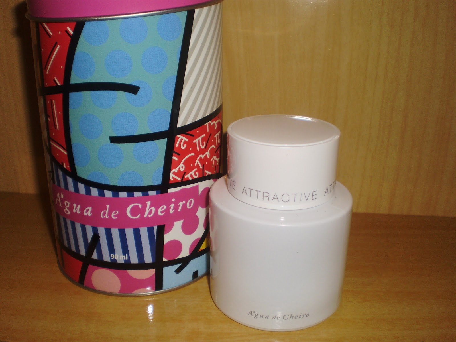 Perfume Attractive da Água de cheiro. Eu usei e amei! Luxo Básico