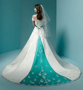 Wedding Gown 2009-the newest