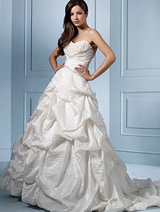 Wedding Bridal Gown of  Alfred Angelo Saphire