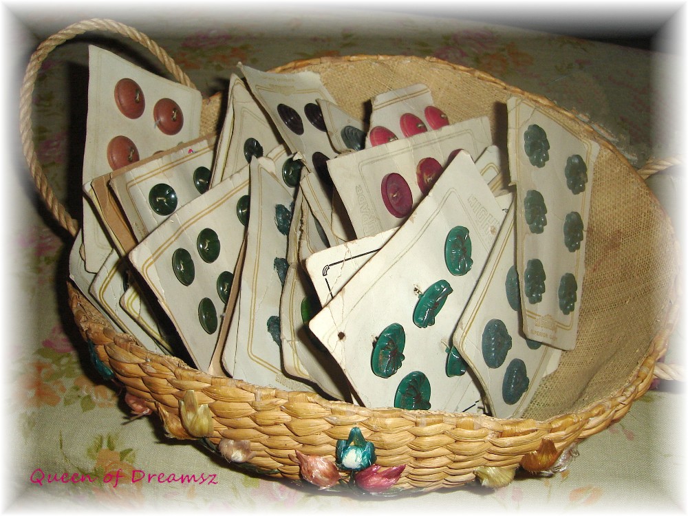 [Basket+of+Buttons.jpg]