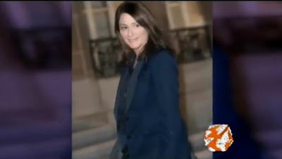 Le Petit Journal tacle Daniela Lumbroso
