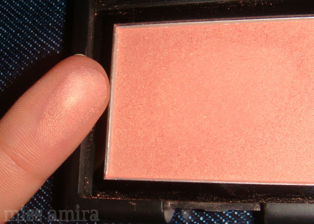 Miss Amira's Beauty Wonderland E.L.F Studio blush Candid Coral!