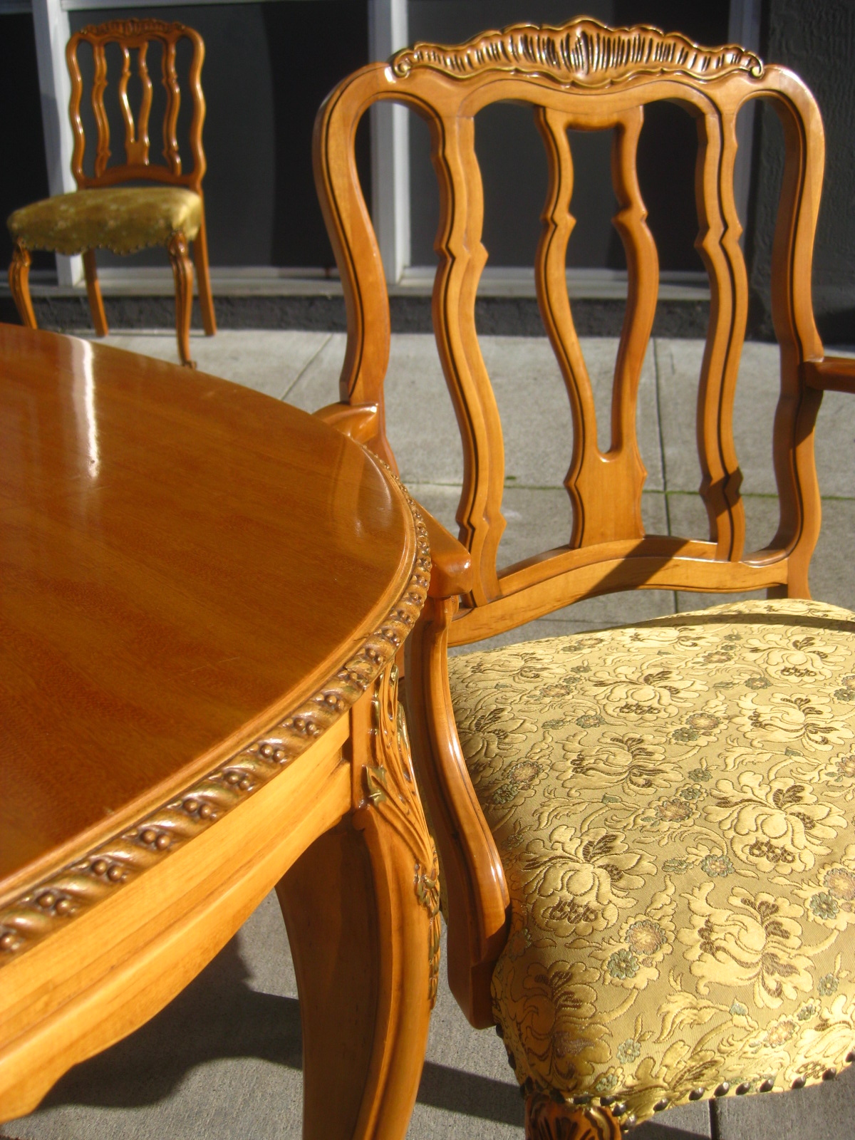 UHURU FURNITURE & COLLECTIBLES: SOLD - Fine Dining Room Set - $1100