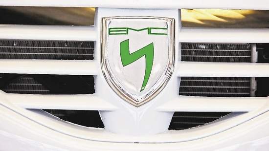 [dacia-usa-electric-man-2.jpeg]
