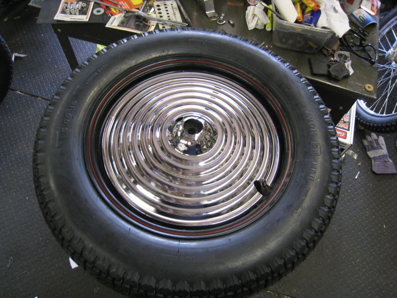 VINTAGE BIKE ADDICTION Rippled wheel covers for 16" wheels