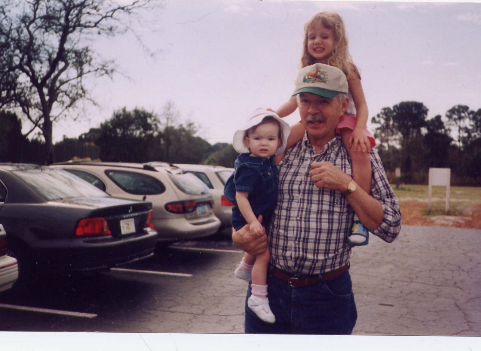 [File0002.jpg]