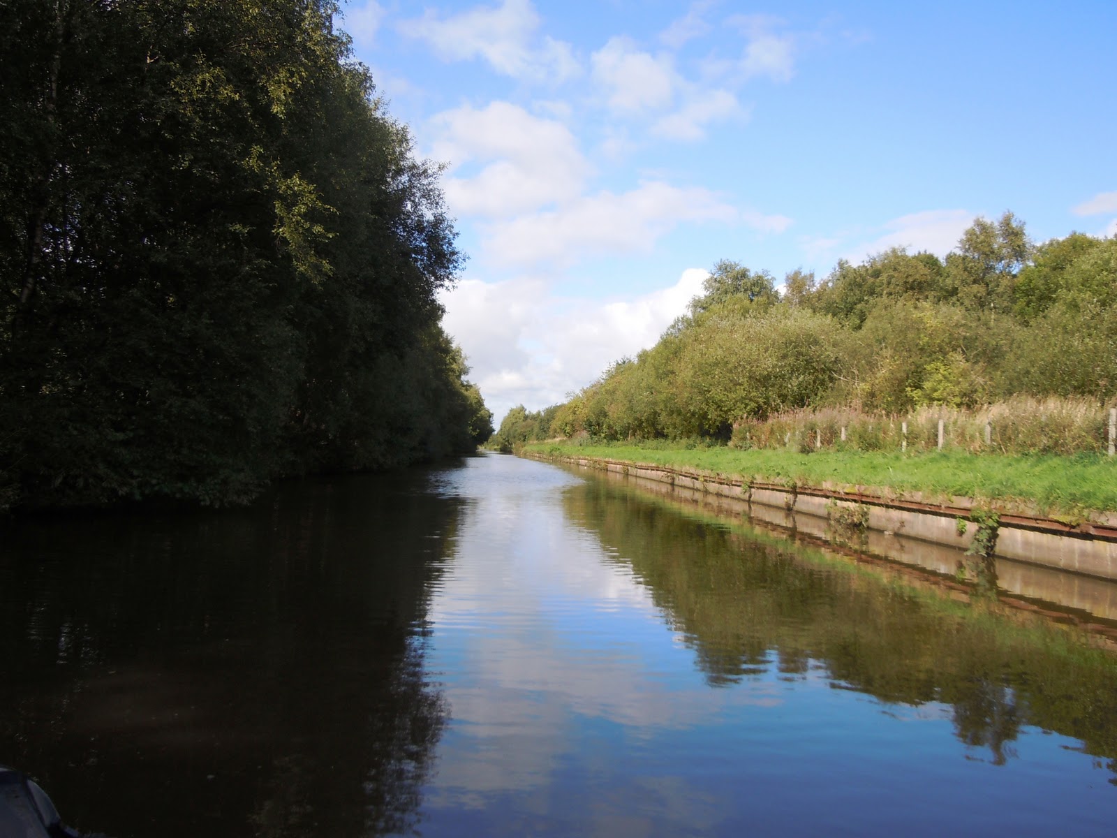 NB Rock 'n' Roll A Long (but Warm) Day Abram to Wigan; Winding