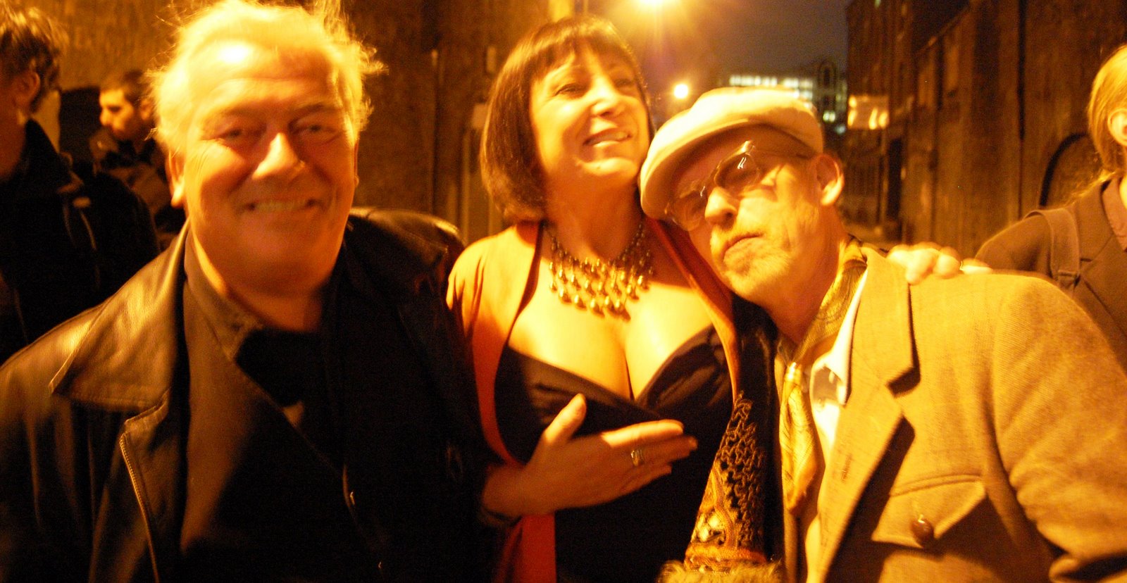 [Copy+of+barneyb+055.jpg]