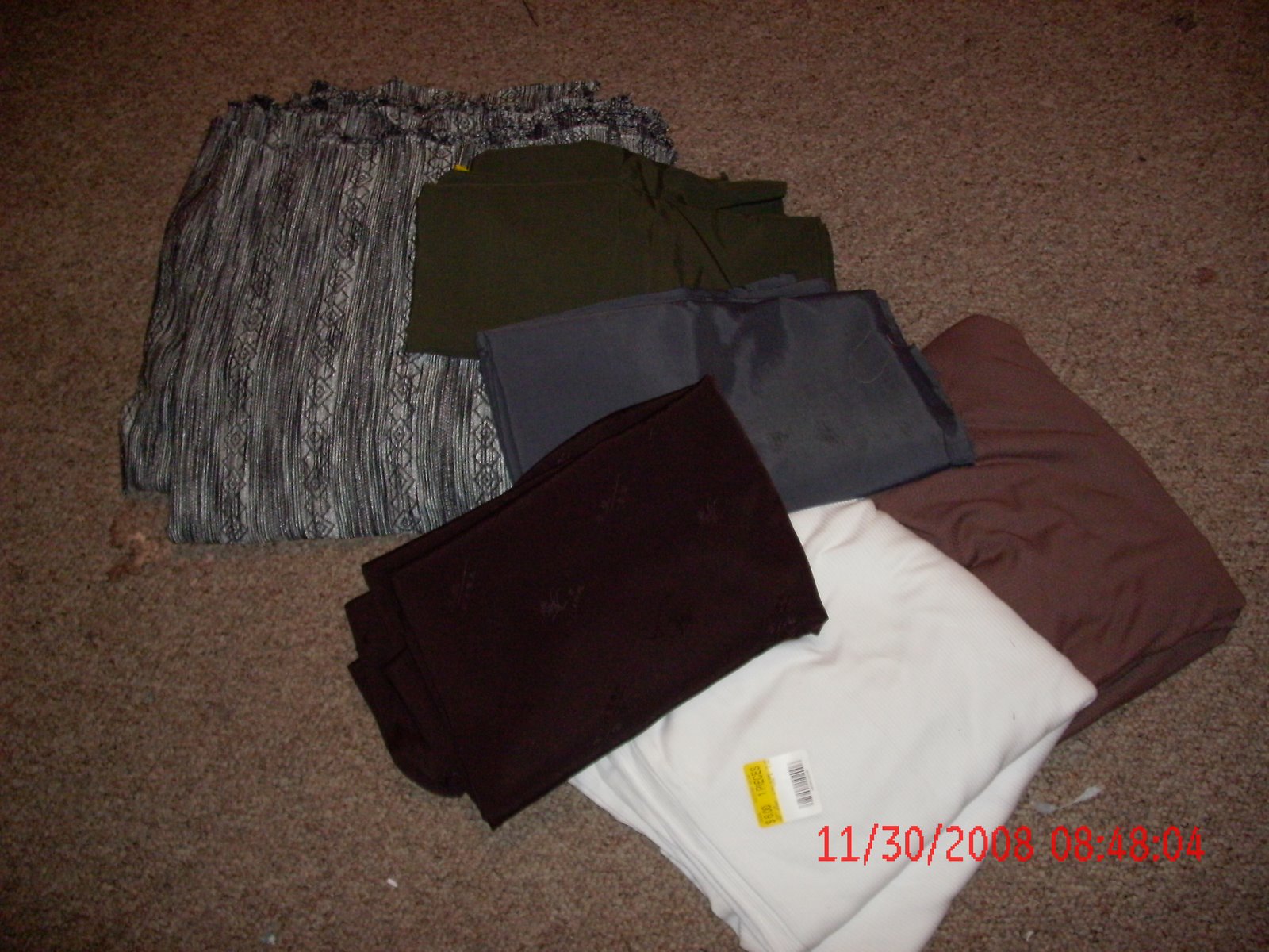 [Thanksgiving08_Fabric.jpg]