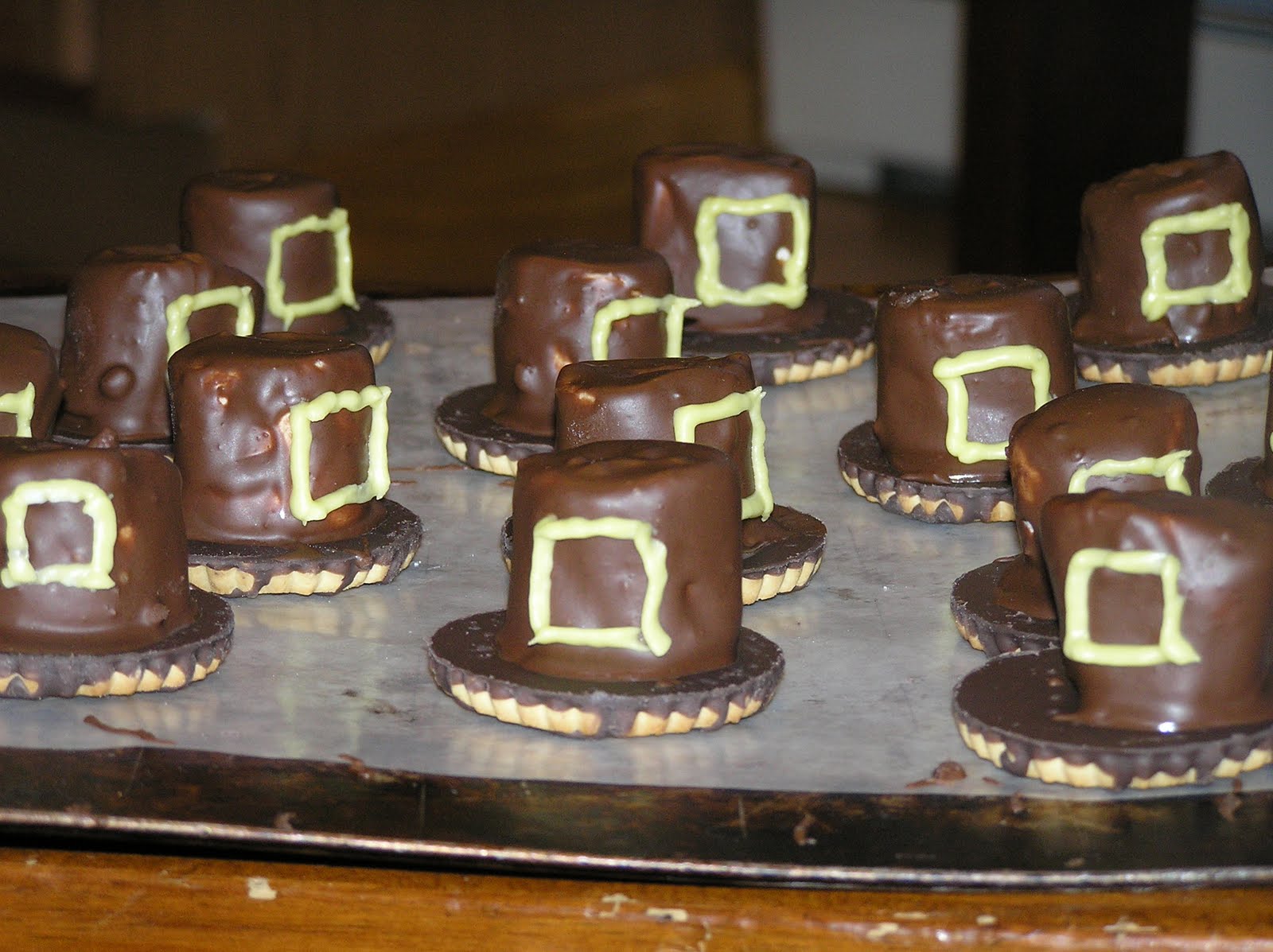 Life with my Joys Marshmallow Pilgrim Hats